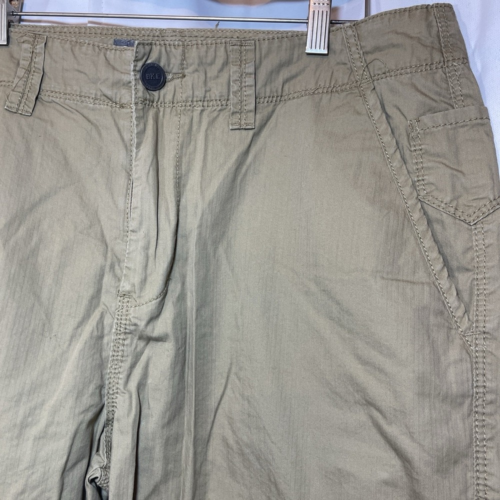 BKE Buckle Cargo Shorts Mens 33 Henry Athletic Fit Brown Khaki Pockets Cotton‎